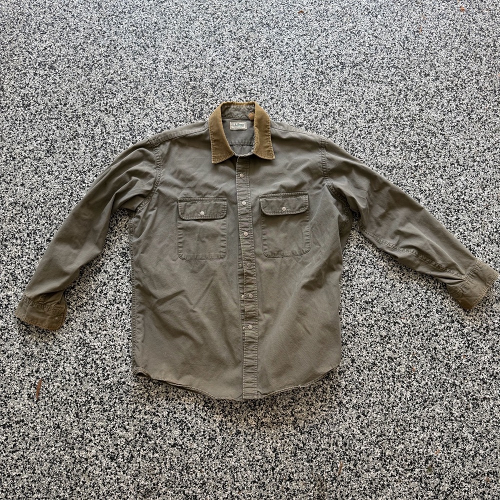 Vintage L.L. Bean MADE IN USA Olive Green Field Jacket with Tan Corduroy Collar